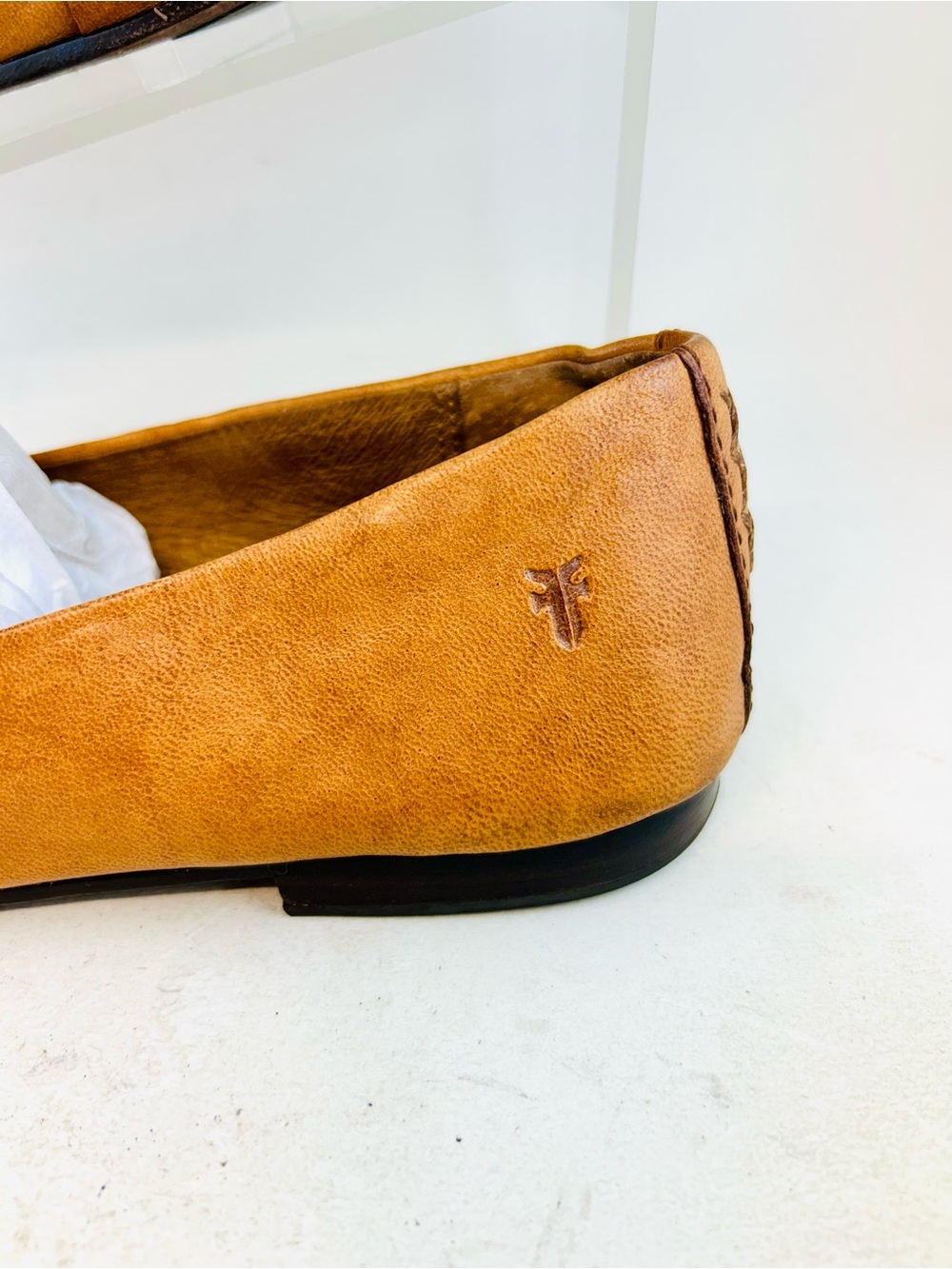 FRYE Camel Tan Terri Buffalo Leather Minimalist Penny Loafers, size 11 M FLAW - Picture 7 of 15